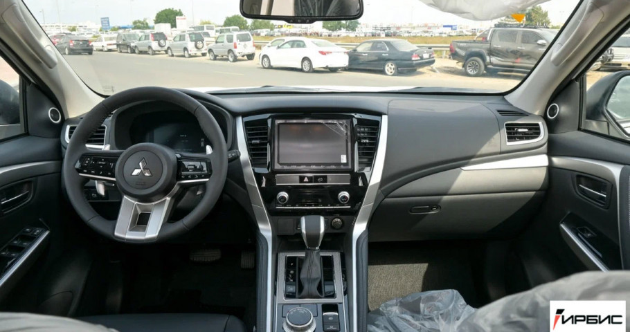 MITSUBISHI Montero Sport